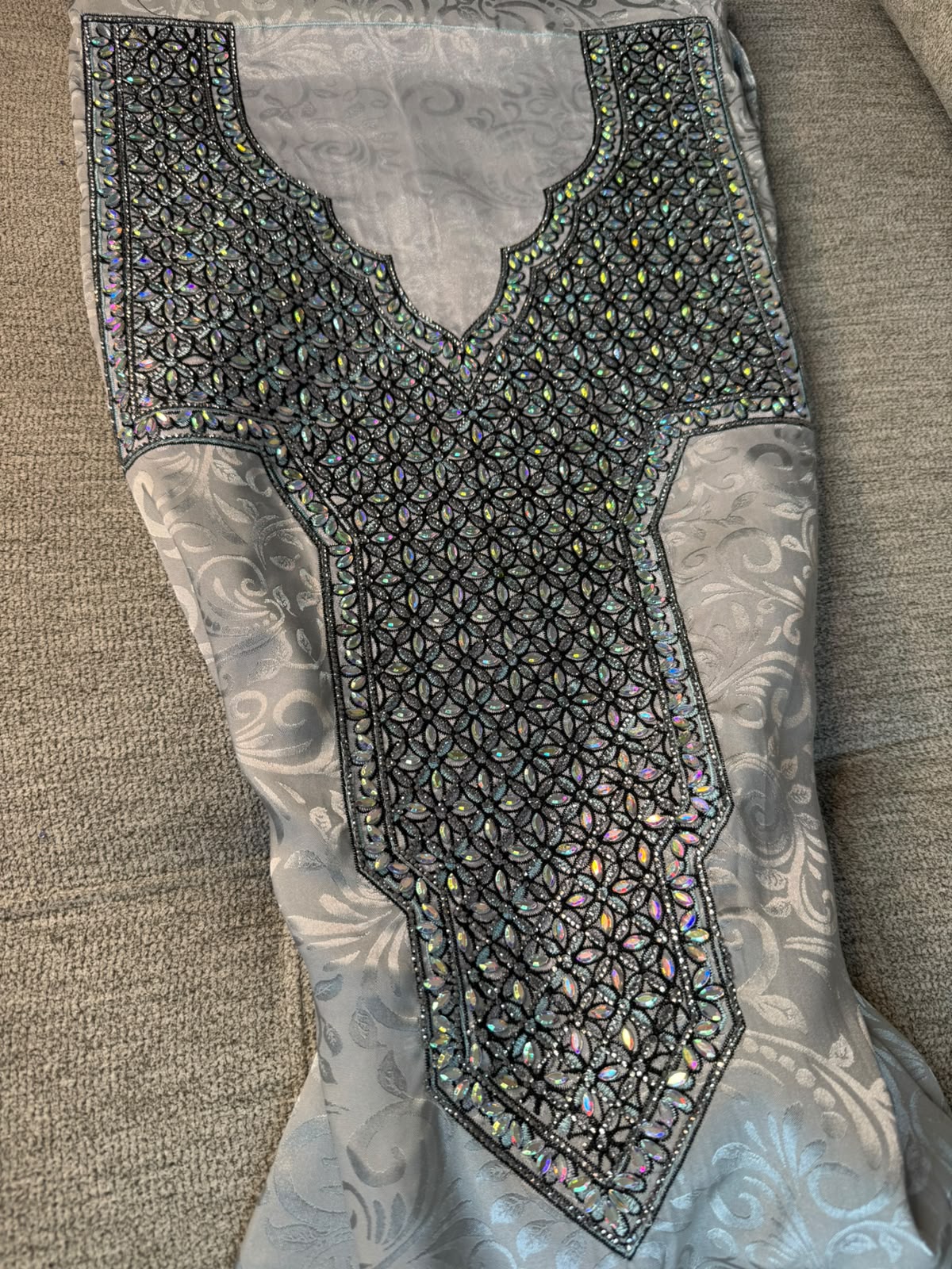 Luxury Gray Emirati Makhwar, ( Not Ready )