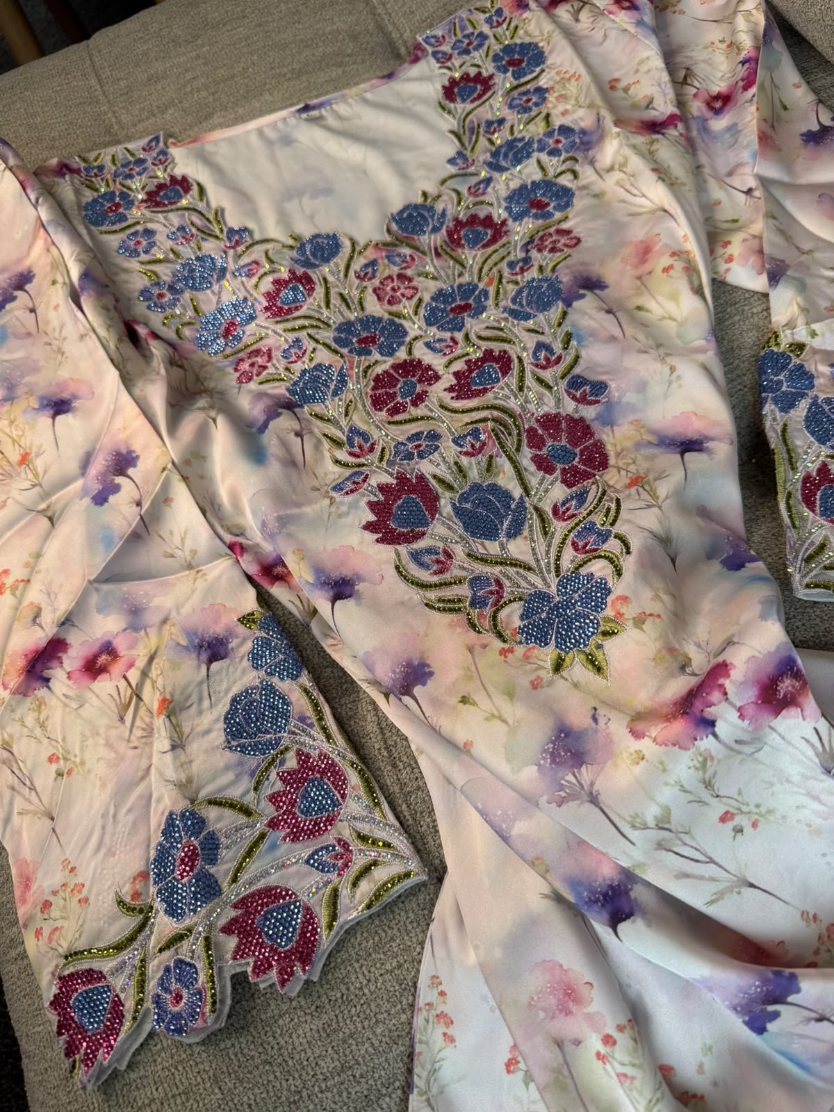 Blue Emirati Silk Makhwar, Ready to wear