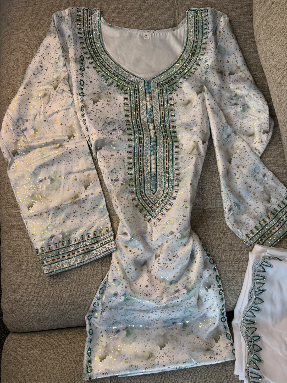 Light blue Emirati Pure Silk Makhwar, With Shayla, Ready to wear